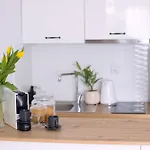 Elegant For Two In The Centre Metro Rondo Onz Apartman