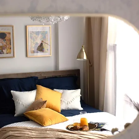 Appartement Elegant For Two In The Centre Metro Rondo Onz Warschau