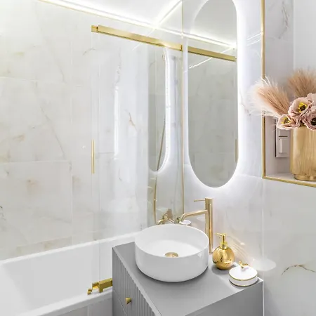 アパート Elegant For Two In The Centre Metro Rondo Onz ワルシャワ