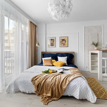 Apartament Elegant For Two In The Centre Metro Rondo Onz Warszawa